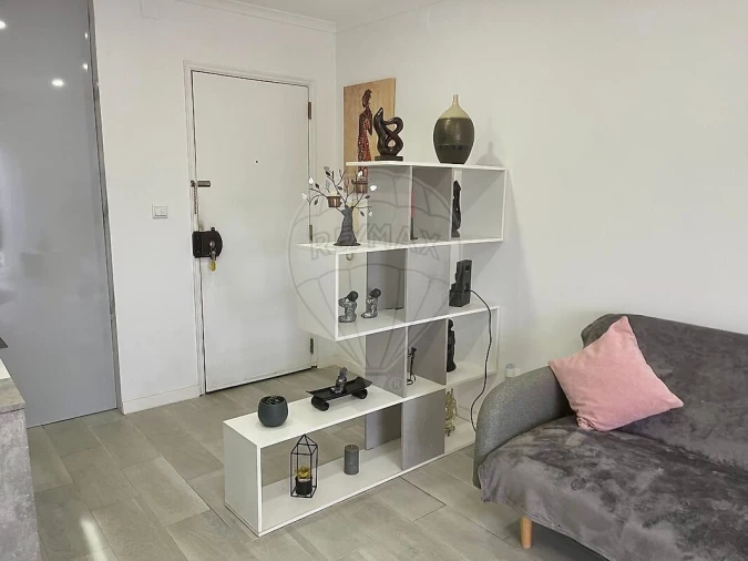 Apartamento T2 para Venda em Quinta do Conde Foto 4