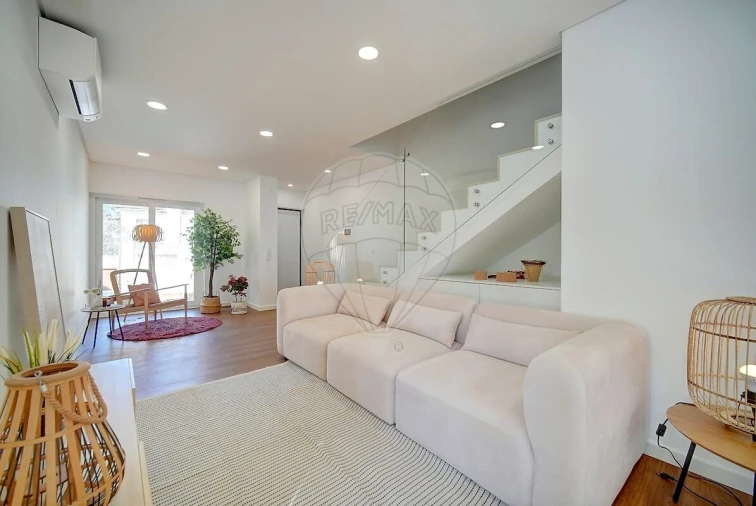 Moradia T2 para Venda em São Domingos de Rana Foto 10