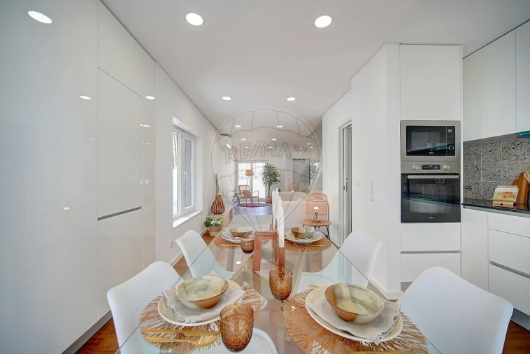 Moradia T2 para Venda em São Domingos de Rana Foto 14