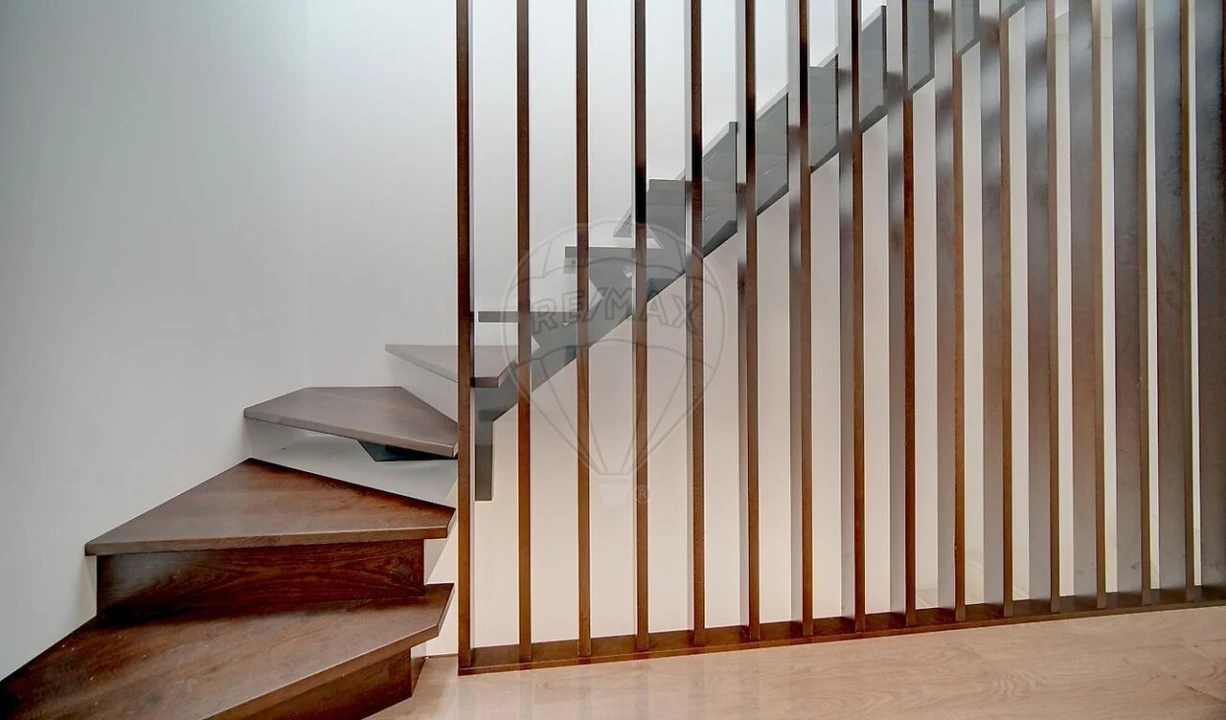 Moradia T2 para Venda em São Domingos de Rana Foto 26