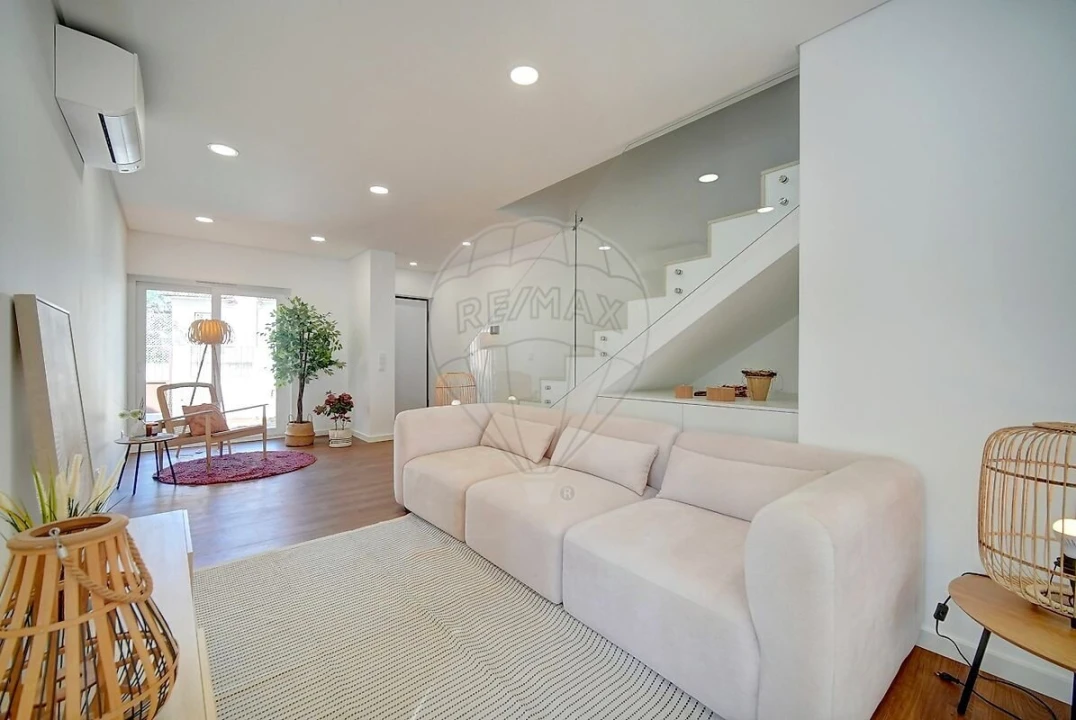 Moradia T2 para Venda em São Domingos de Rana Foto 10