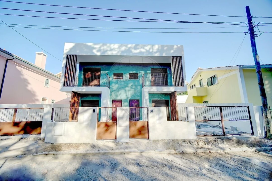 Moradia T2 para Venda em São Domingos de Rana Foto 30