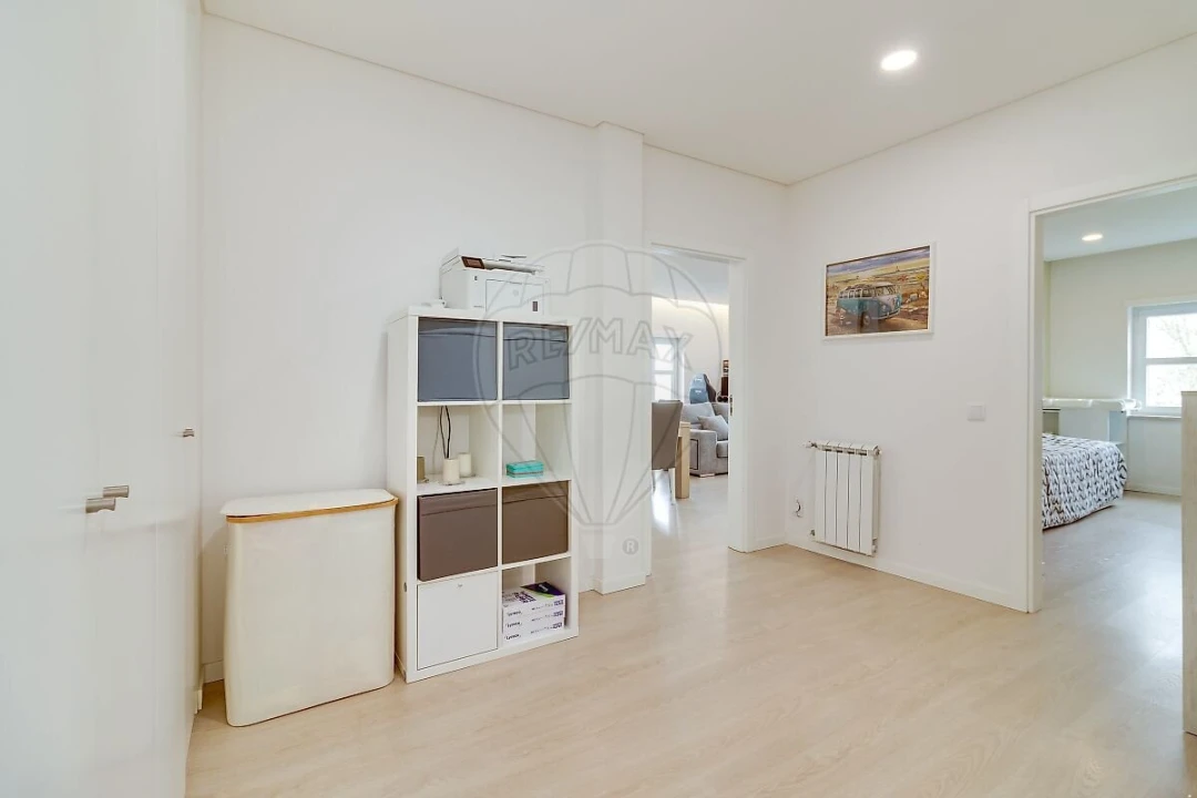 Apartamento T2 para Venda em Venteira Foto 18