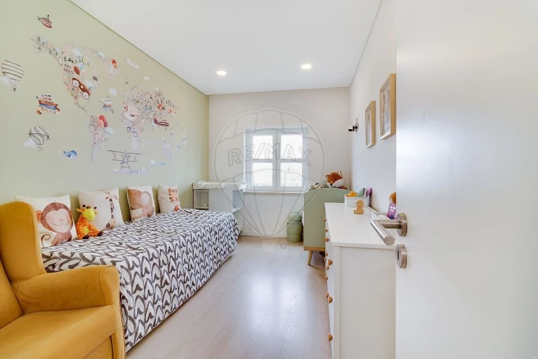 Apartamento T2 para Venda em Venteira Foto 19