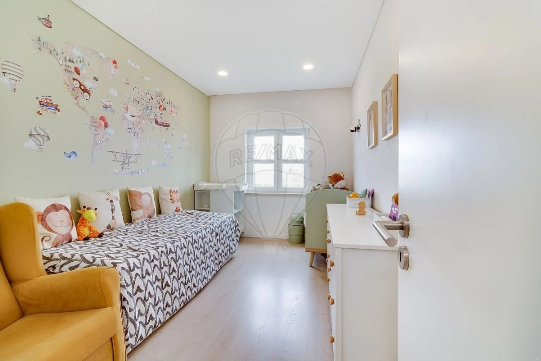 Apartamento T2 para Venda em Venteira Foto 19