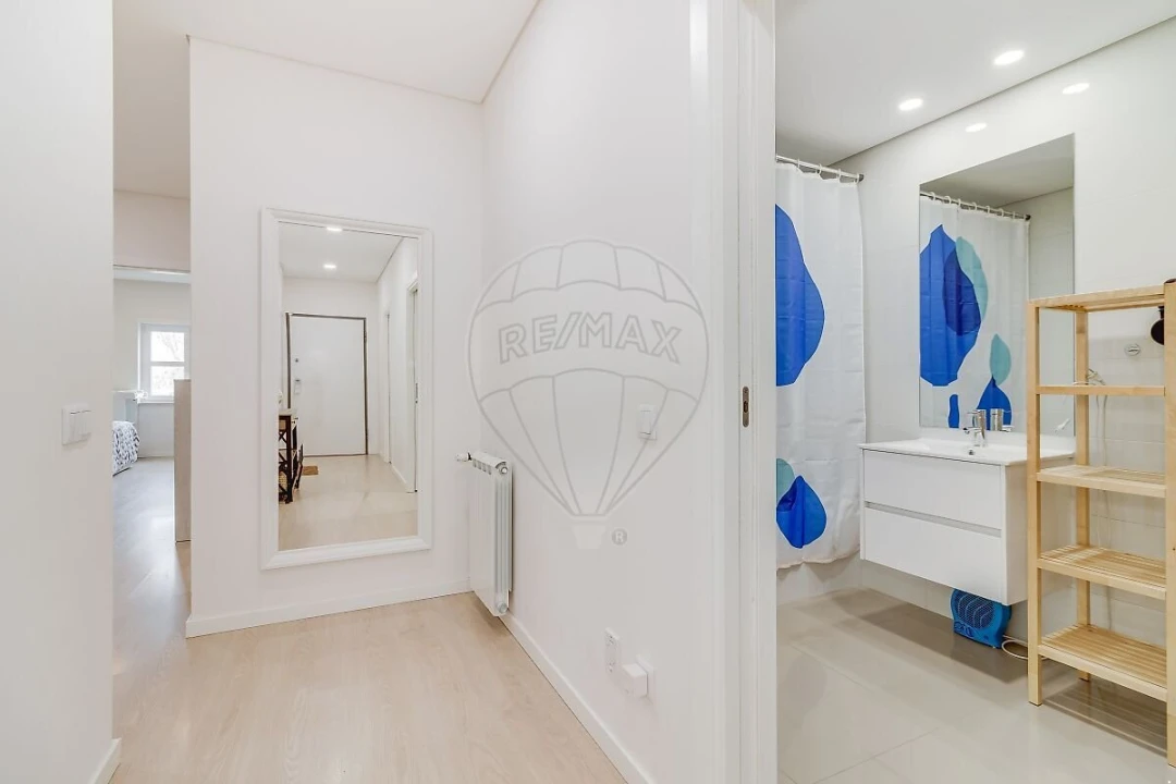 Apartamento T2 para Venda em Venteira Foto 11