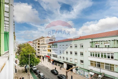 Prédio para Venda em Areeiro