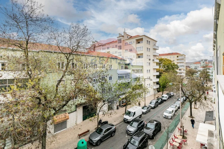 Prédio para Venda em Areeiro Foto 5