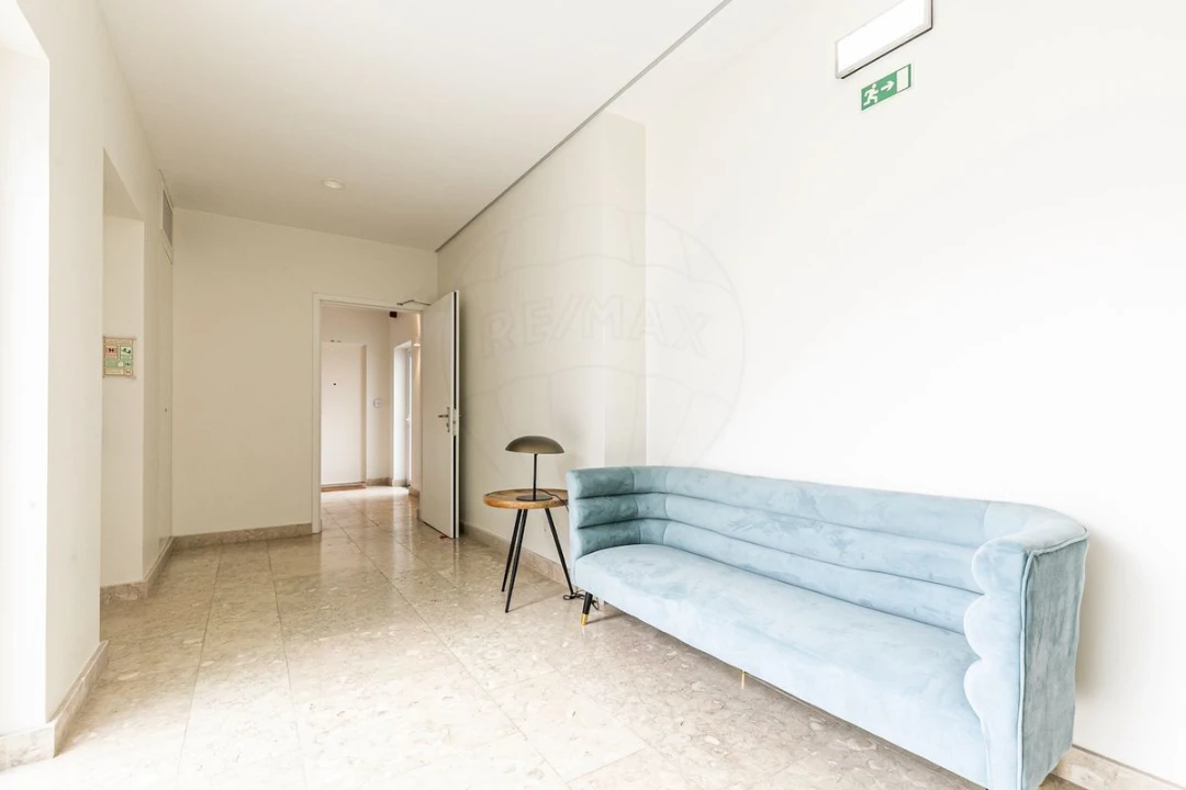 Apartamento T2 para Venda em Arroios Foto 21