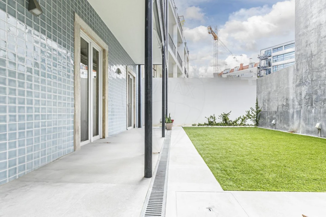 Apartamento T2 para Venda em Arroios Foto 1