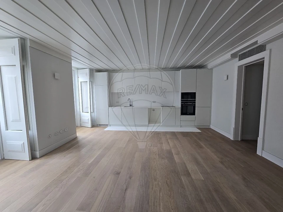 Apartamento T2 para Venda em Misericórdia Foto 4