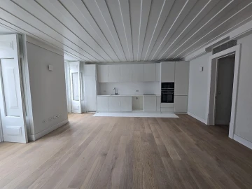 Apartamento T3 para Venda em Misericórdia