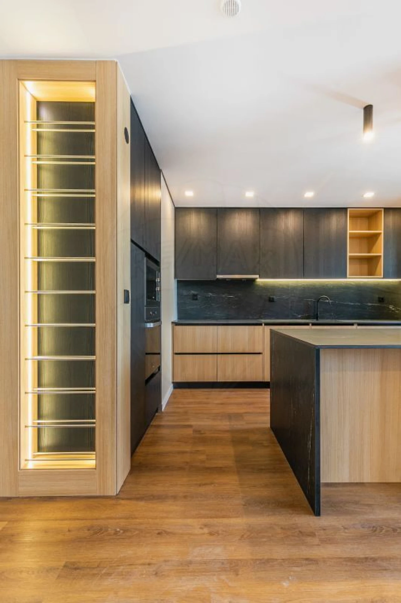 Apartamento T2 para Venda em Areeiro Foto 10