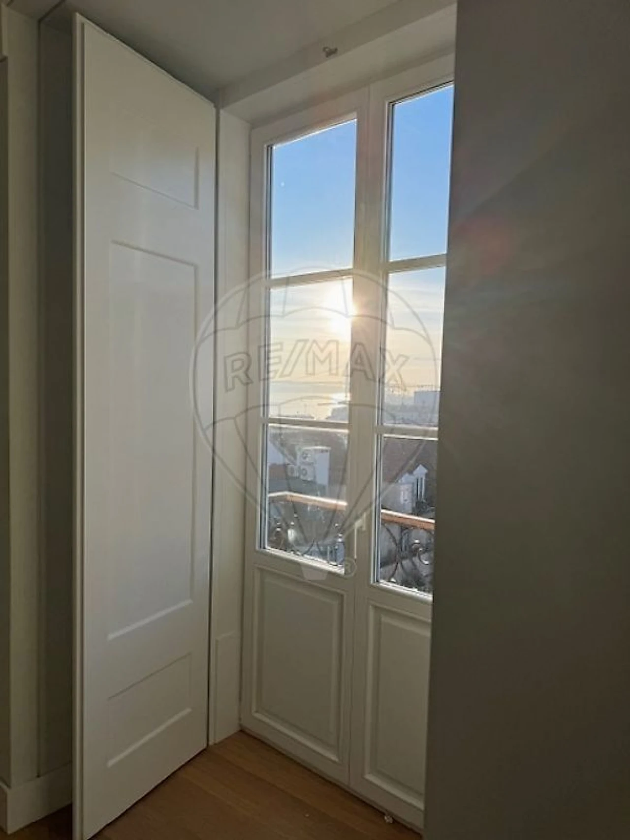 Apartamento T2 para Venda em Misericórdia Foto 2