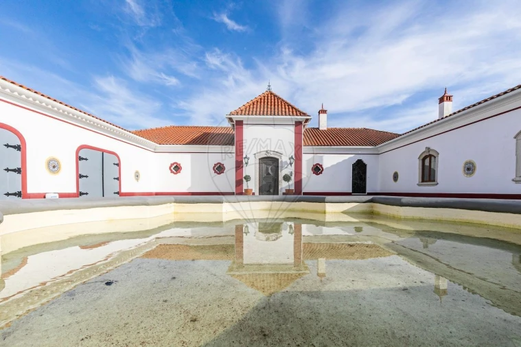 Quinta T6 para Venda em Redondo Foto 1