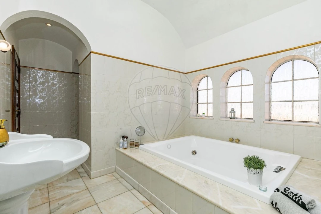 Quinta T6 para Venda em Redondo Foto 15