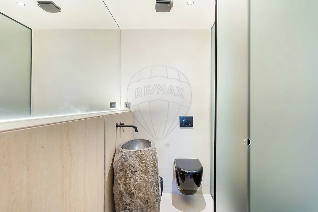 Moradia T3 para Venda em Guia Foto 25