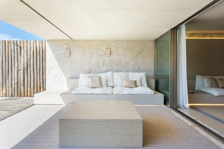 Moradia T3 para Venda em Guia Foto 9