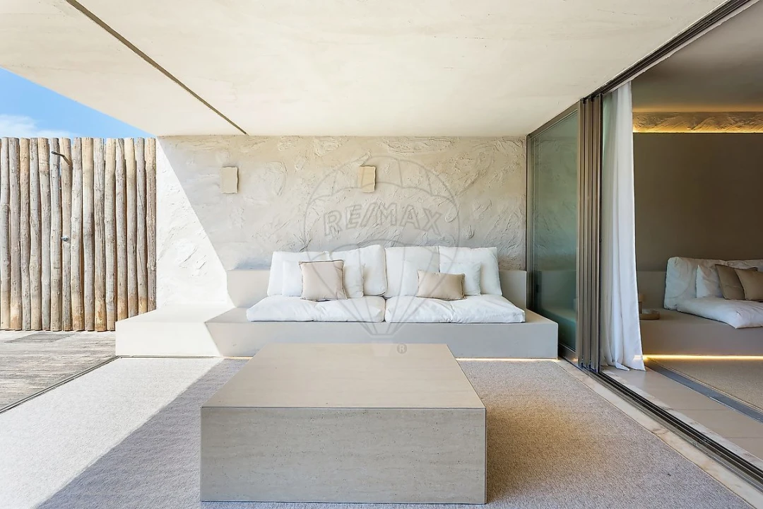 Moradia T3 para Venda em Guia Foto 9