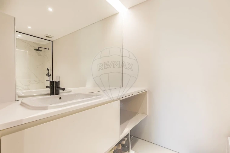 Apartamento T3 para Venda em São Vicente Foto 30