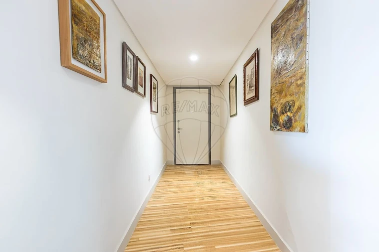 Apartamento T3 para Venda em São Vicente Foto 19