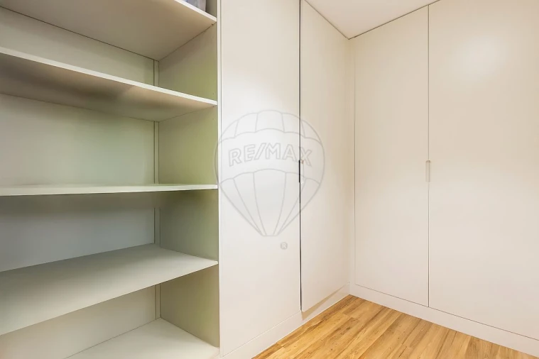 Apartamento T3 para Venda em São Vicente Foto 29