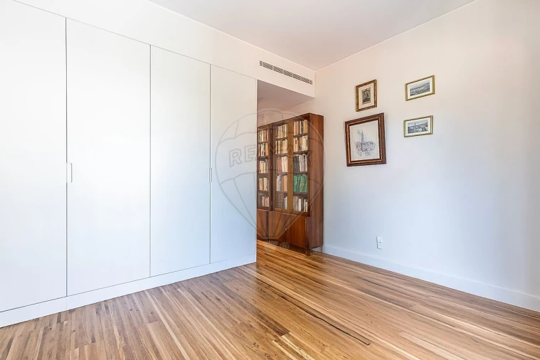 Apartamento T3 para Venda em São Vicente Foto 25