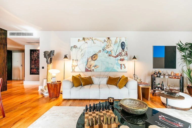 Apartamento T3 para Venda em Santa Maria Maior Foto 9