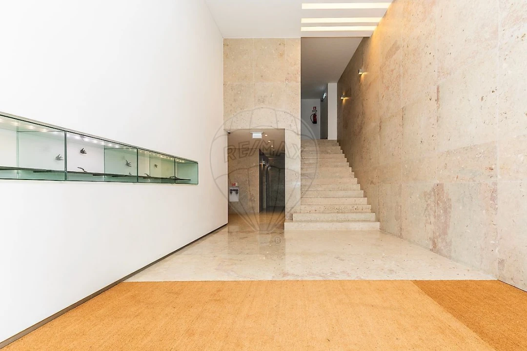 Apartamento T3 para Venda em Santa Maria Maior Foto 38