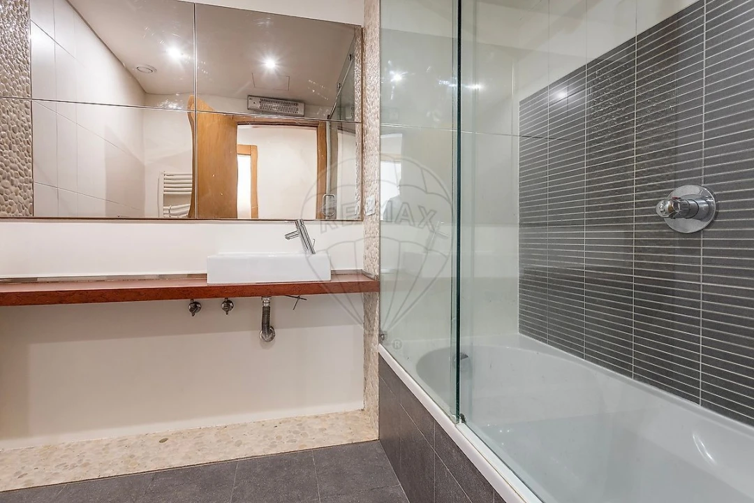 Apartamento T5 para Venda em Lumiar Foto 27