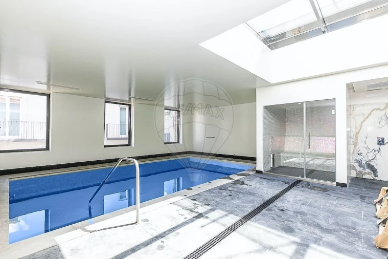 Apartamento T1 para Venda em Santo António Foto 26