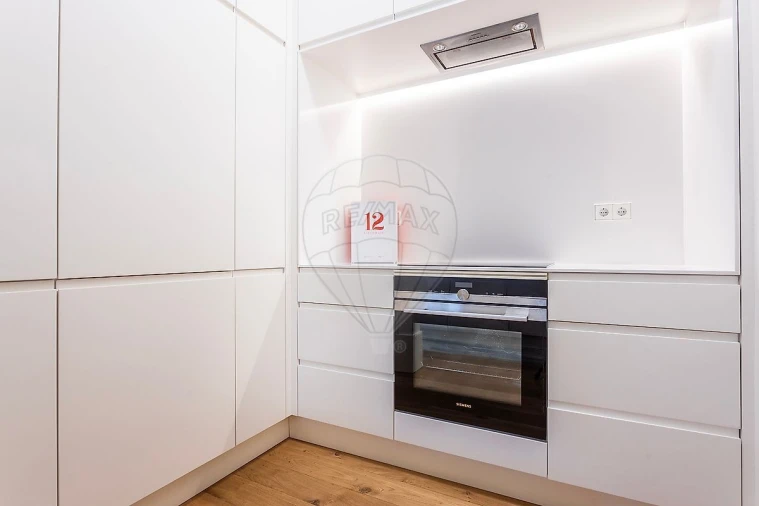 Apartamento T1 para Venda em Santo António Foto 10
