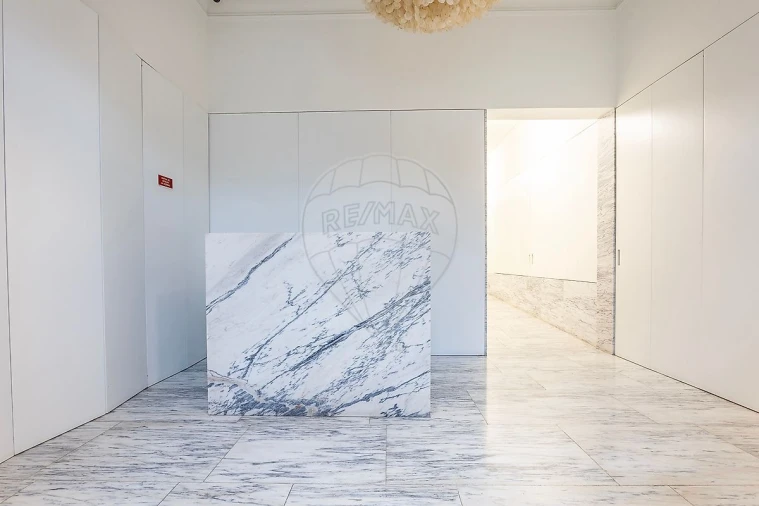 Apartamento T1 para Venda em Santo António Foto 25