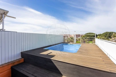 Moradia T5 para Venda em Lumiar