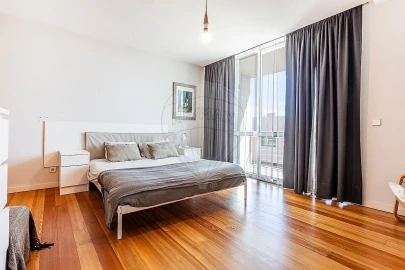 Moradia T5 para Venda em Lumiar