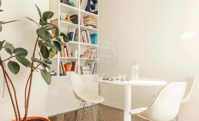 Loja para Venda em Oeiras e São Julião da Barra, Paço de Arcos e Caxias Foto 3