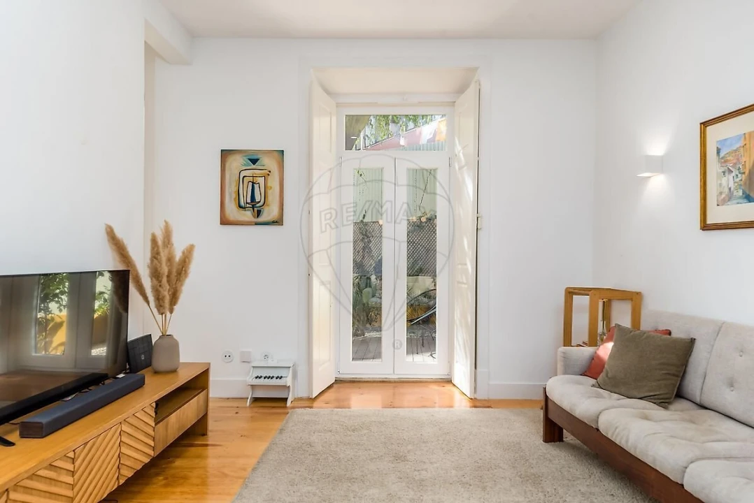 Apartamento T2 para Venda em Alcantara Foto 2