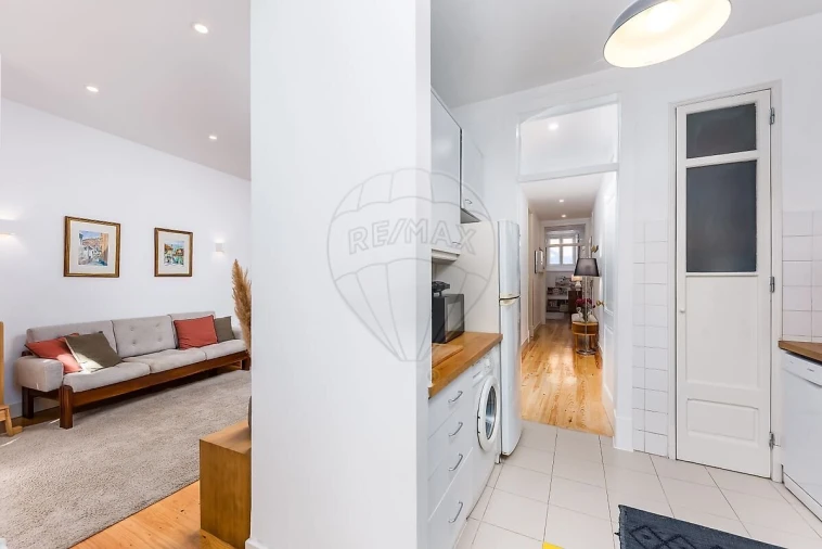 Apartamento T2 para Venda em Alcantara Foto 11