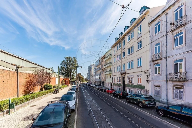 Apartamento T2 para Venda em Alcantara Foto 44