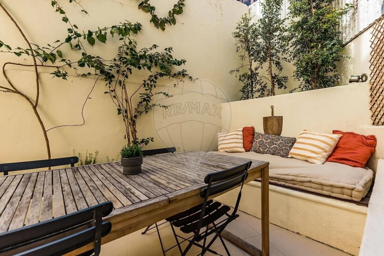 Apartamento T2 para Venda em Alcantara Foto 29