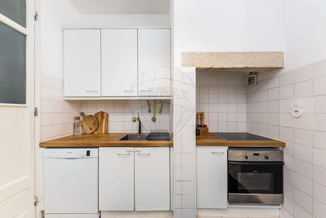 Apartamento T2 para Venda em Alcantara Foto 8