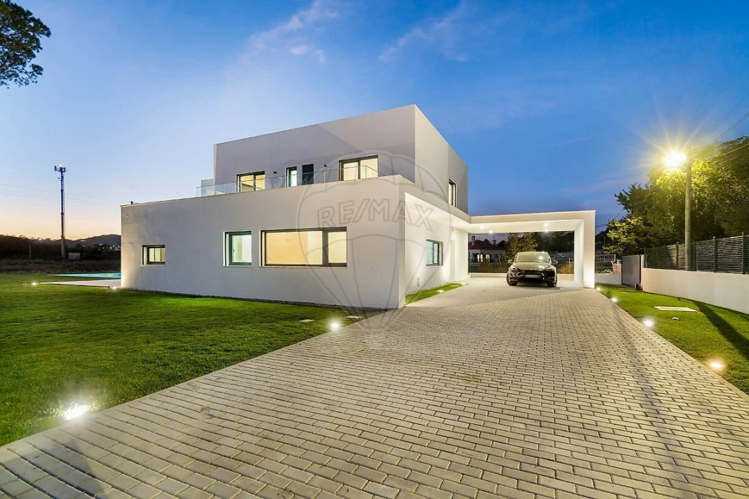 Moradia T3 para Venda em Lousa Foto 46