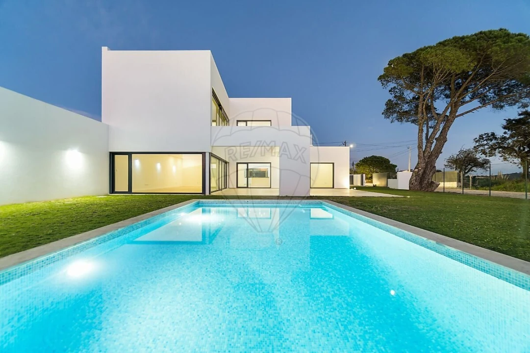 Moradia T3 para Venda em Lousa Foto 40