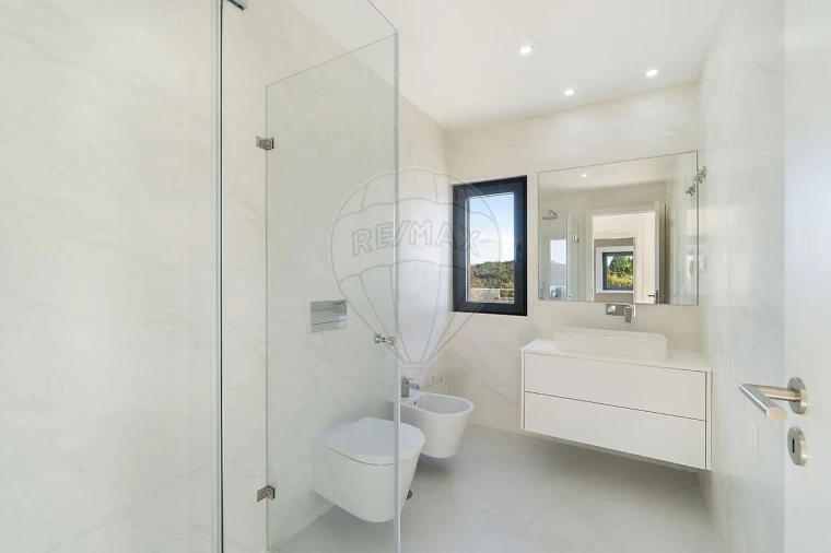 Moradia T3 para Venda em Lousa Foto 23