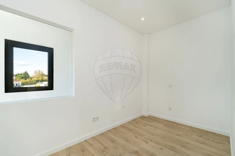 Moradia T3 para Venda em Lousa Foto 26