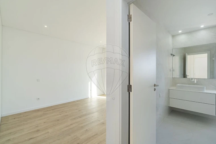 Moradia T3 para Venda em Lousa Foto 22