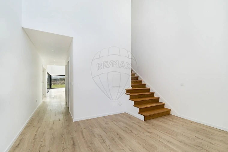 Moradia T3 para Venda em Lousa Foto 16