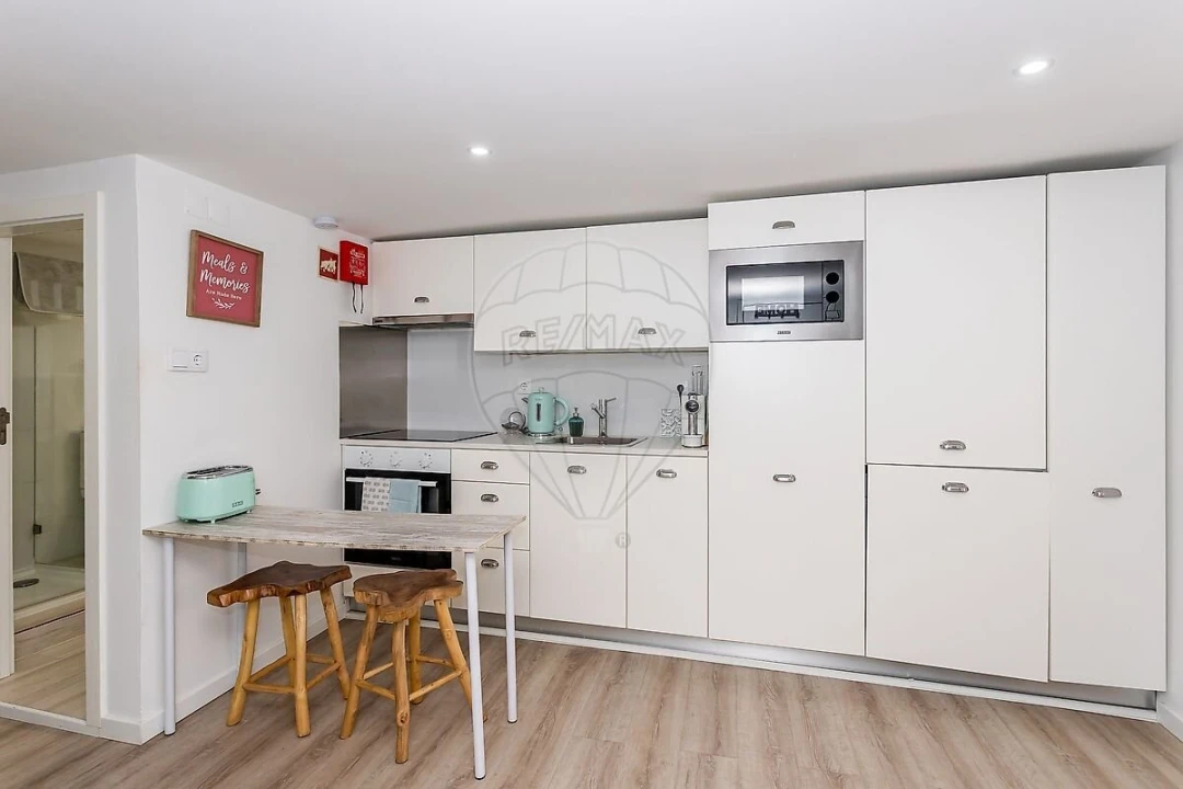Apartamento T1 para Venda em Santa Maria Maior Foto 4