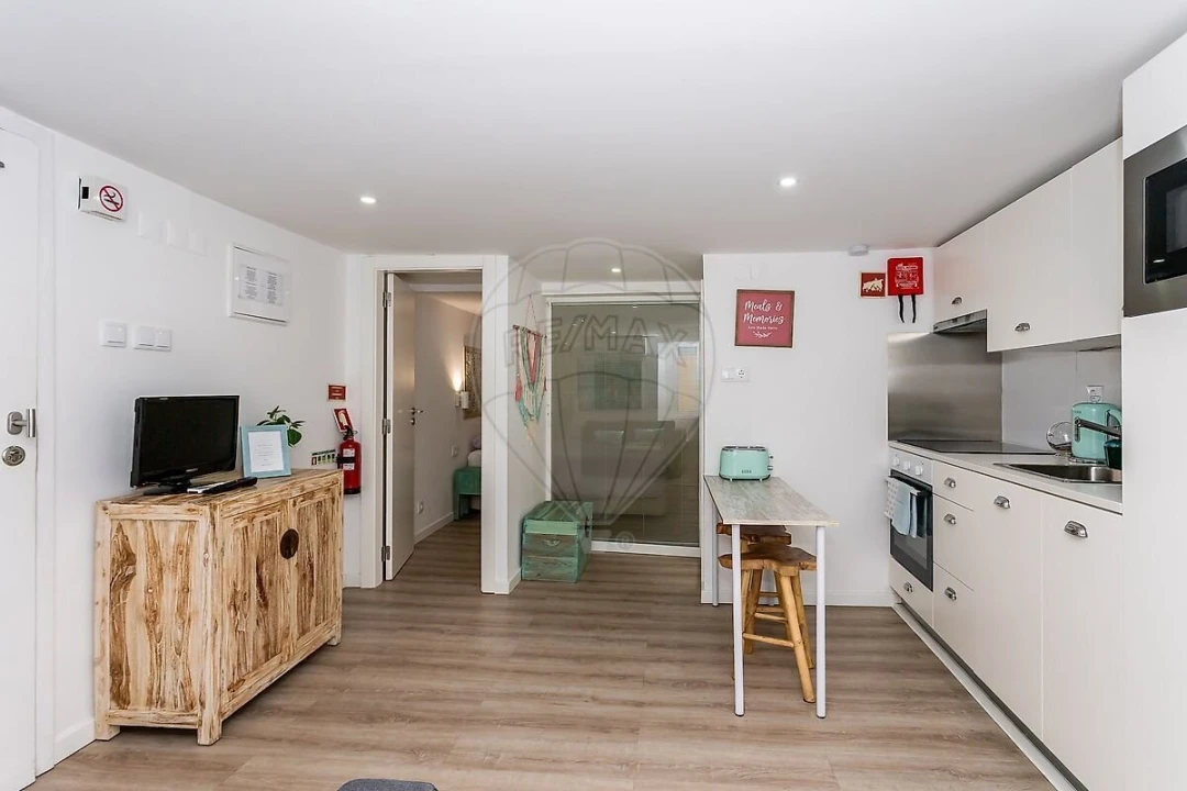Apartamento T1 para Venda em Santa Maria Maior Foto 2