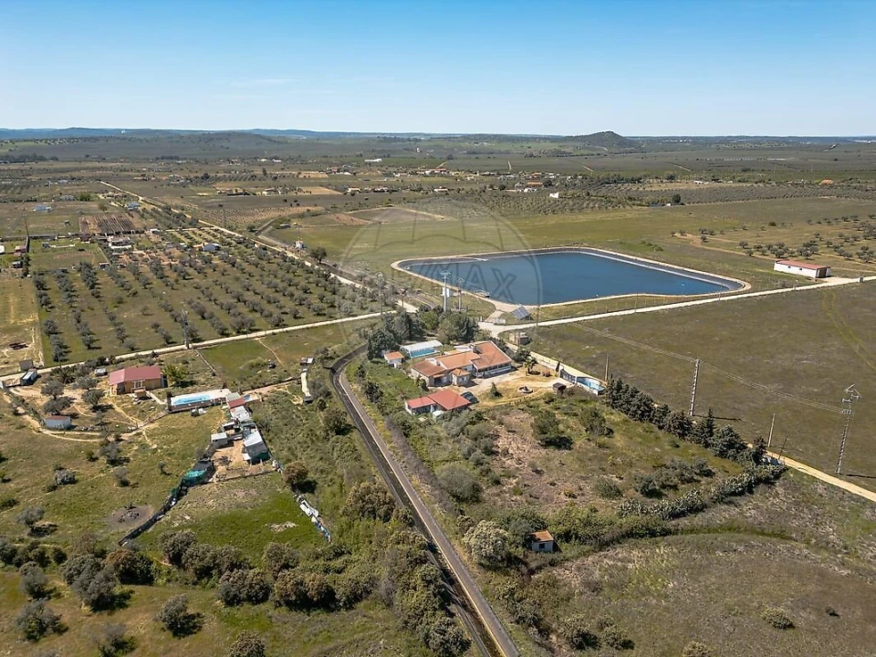 Moradia T3 para Venda em Nossa Senhora da Expectação Foto 22